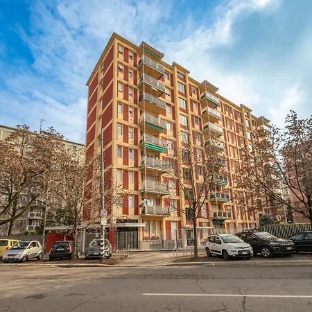 Apartment Mico, M5, Life - Luxury Con Terrazza E Vista 8o Piano - Su Scannu Life *